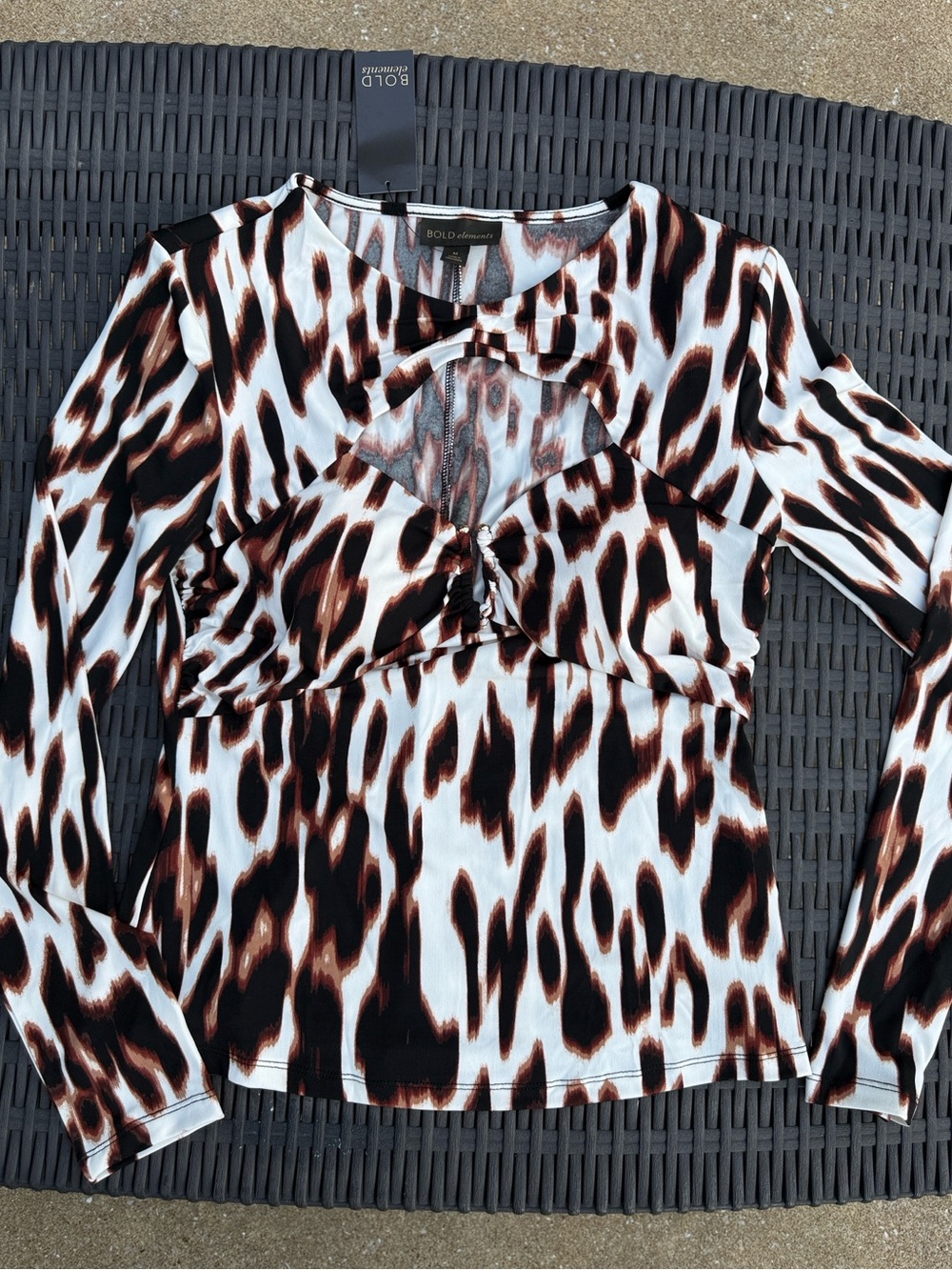BOLD elements Brown & White Animal-Print Long Sleeve Top with Cutout - Picture 2 of 10